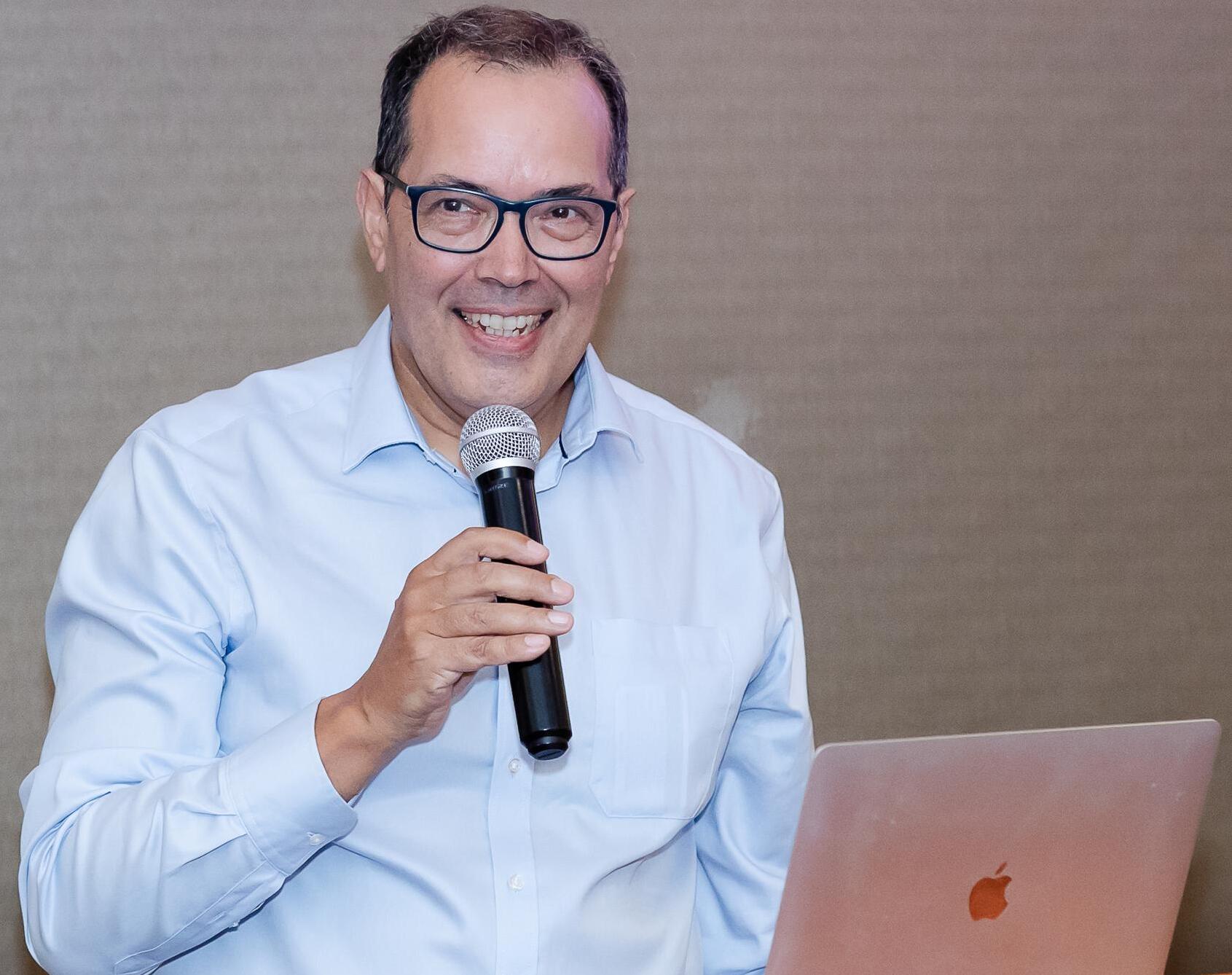 Govt warned against plans to own 51% in future mining ventures