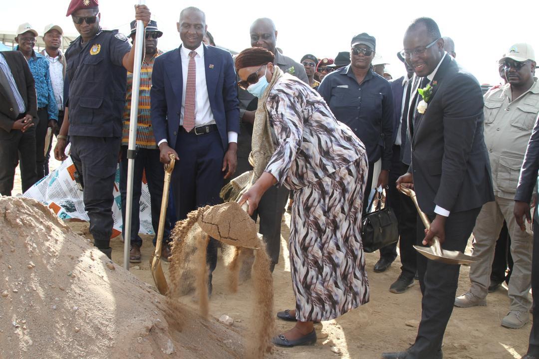 Nandi-Naitwah takes the first shovel for Opuwo–Otjivize–Okangwati–Omaseratundu road upgrade 